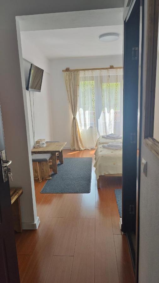 Pensiunea Trei Brazi Arieşeni Εξωτερικό φωτογραφία